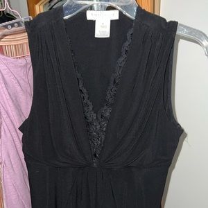 Adorable vintage 2000s / 90s halter v neck silky cami tanktop!!!